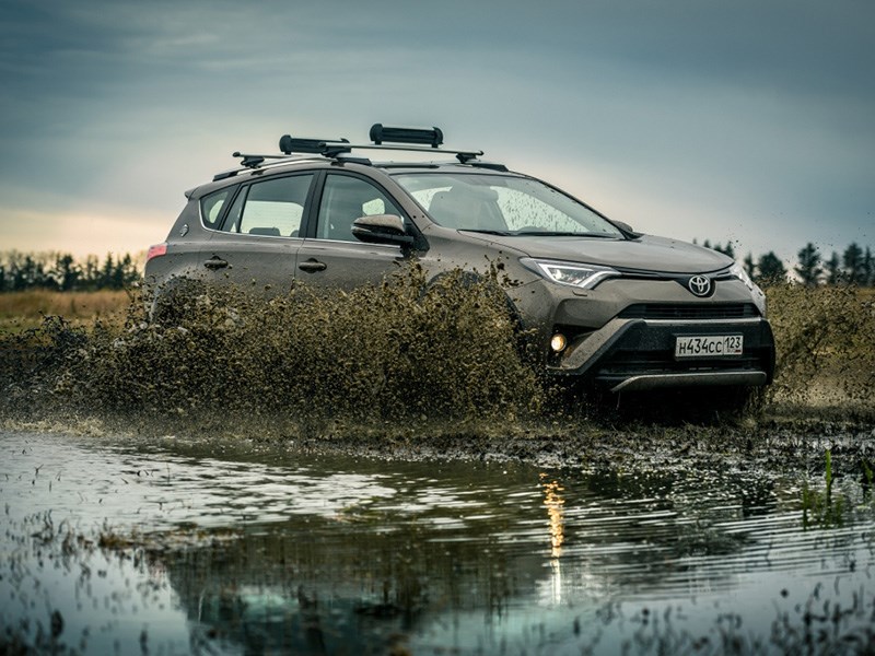 Toyota RAV4 обзавелась в России новой спецсерией