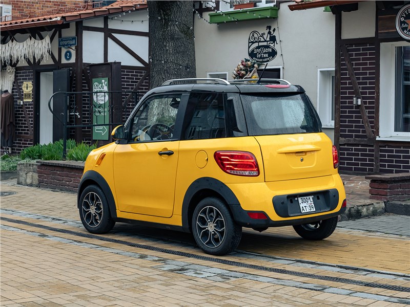 Eonyx City (2026) вид сзади