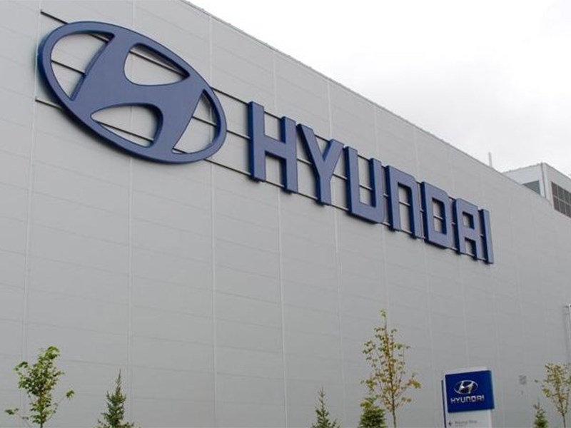 Петербургский завод Hyundai наращивает производство на фоне спада на других предприятиях 
