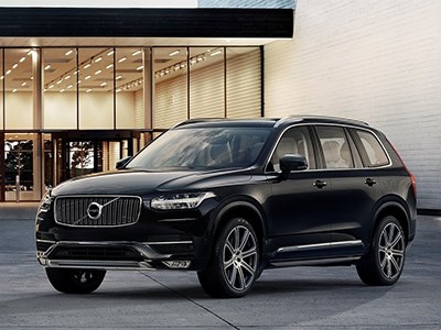 Объявлены российские цены на новый кроссовер Volvo XC90