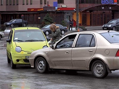 Российские водители все чаще оформляют ДТП по европротоколу