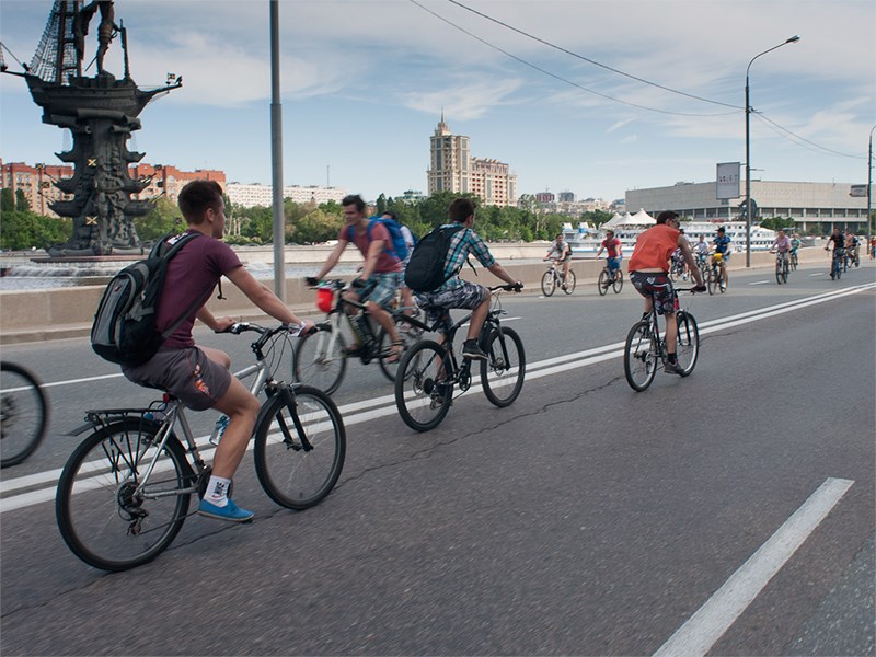 Мэр Москвы поддерживает идею о введении прав на велосипеды