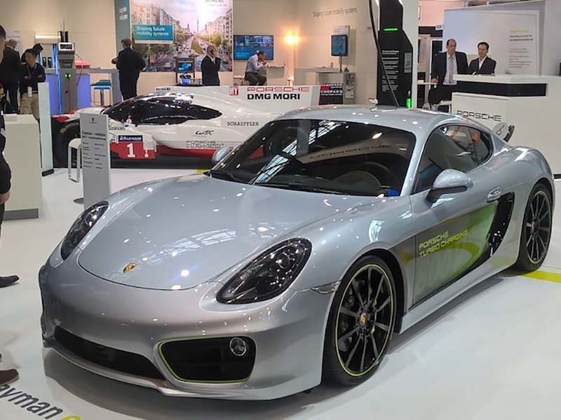 Porsche показала электрический Cayman 