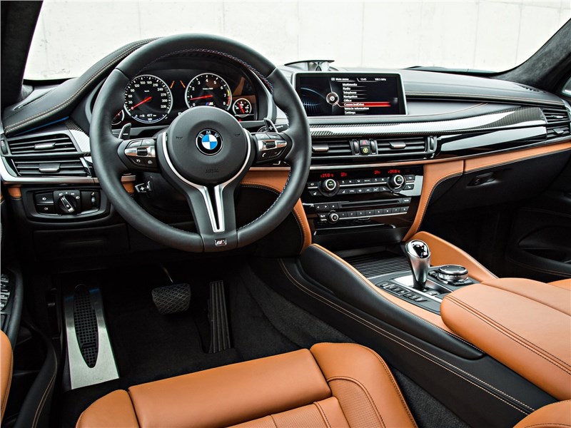 BMW X6 M 2016 салон