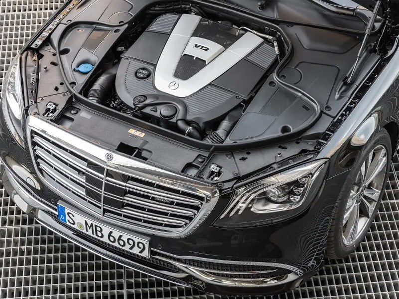 Mercedes-Benz сохранит двигатель V12 на новом S-Class