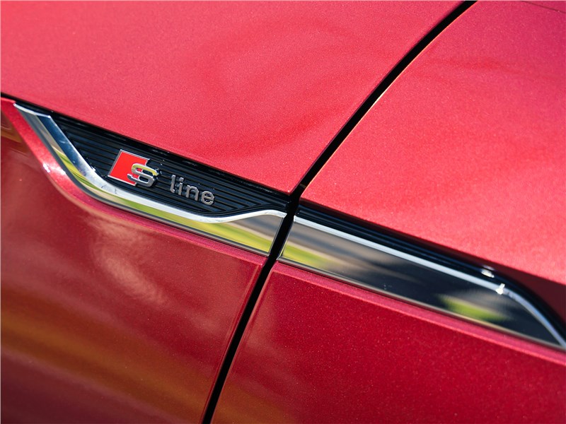 Audi A5 Coupe 2020 шильдик