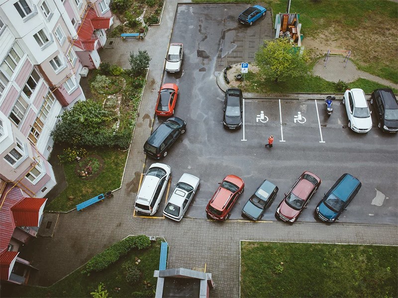 В Москве расширили зону парковки для резидентов