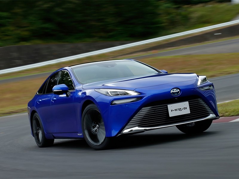 Стартовали продажи нового Toyota Mirai