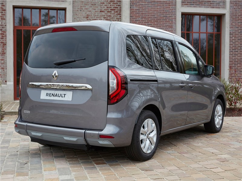 Renault Kangoo (2021) вид сзади