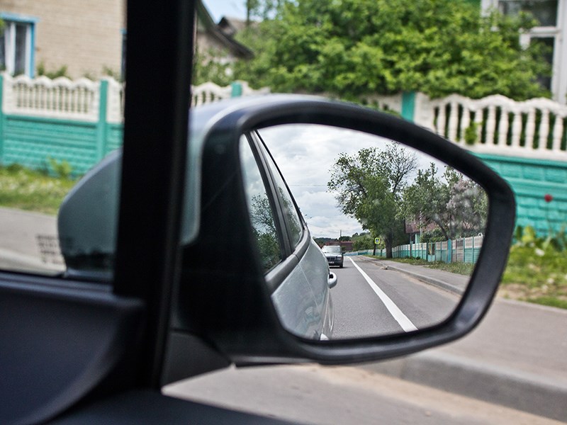 Peugeot 208 2013 боковое зеркало