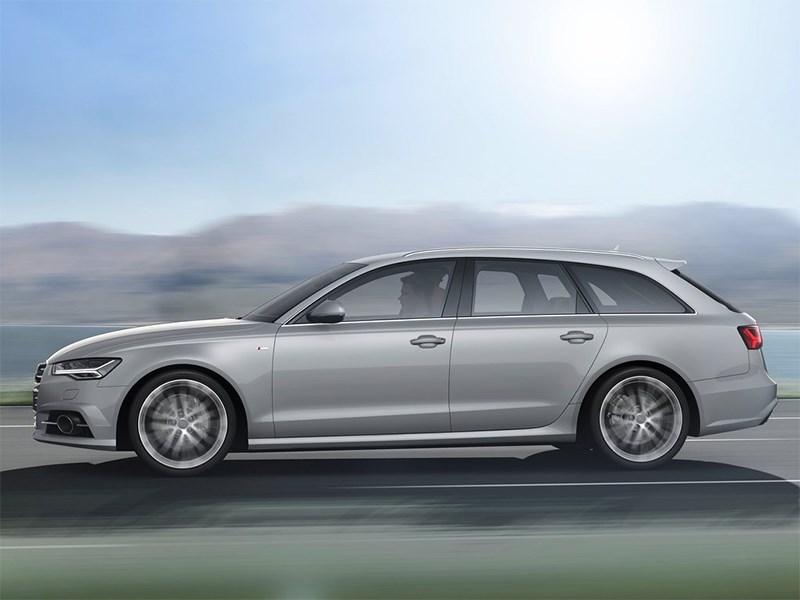 Audi A6 Avant 2015 вид сбоку