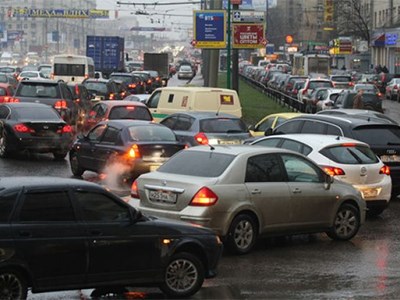 Загруженность московских дорог за год снизилась на четверть