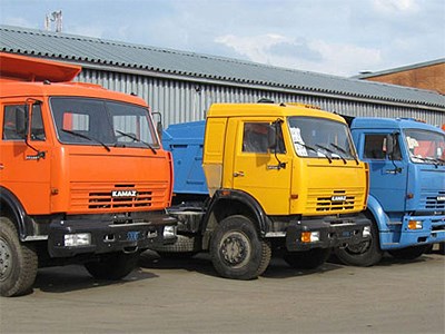 Покупатели грузовиков переключаются с зарубежной техники на российские КАМАЗы