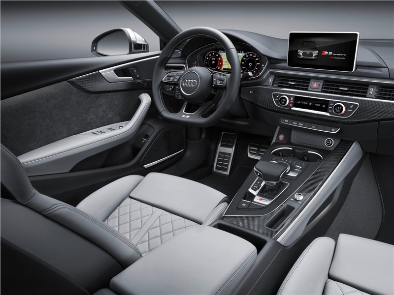 Audi S5 Sportback 2017 салон