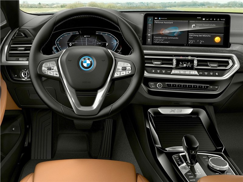 BMW X3 (2022) салон