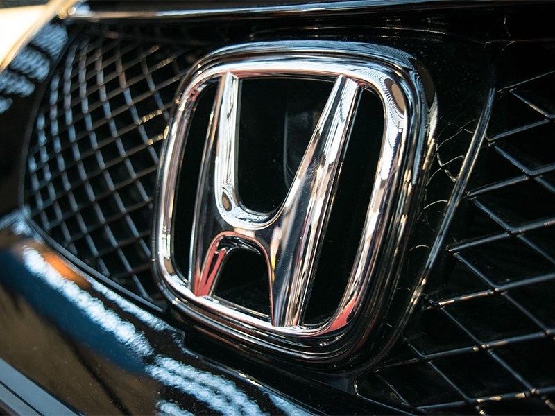 Автомобили Honda начнут копаться в водительских мозгах