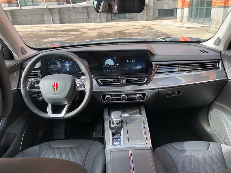 Hongqi HS5 (2025) салон