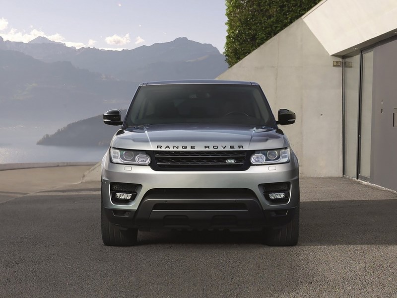 Land Rover представил обновленную версию Range Rover Sport