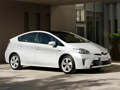 Toyota отзывает почти два миллиона автомобилей Prius