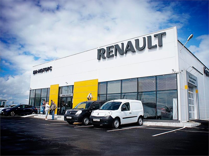 Продажи автомобилей Renault в России сократились на 38%