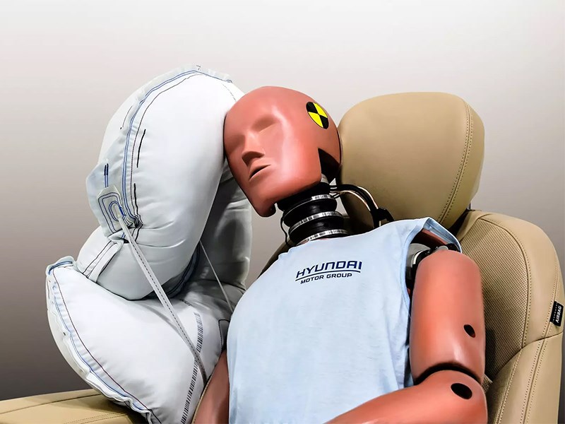 В Hyundai снова изобрели подушки безопасности