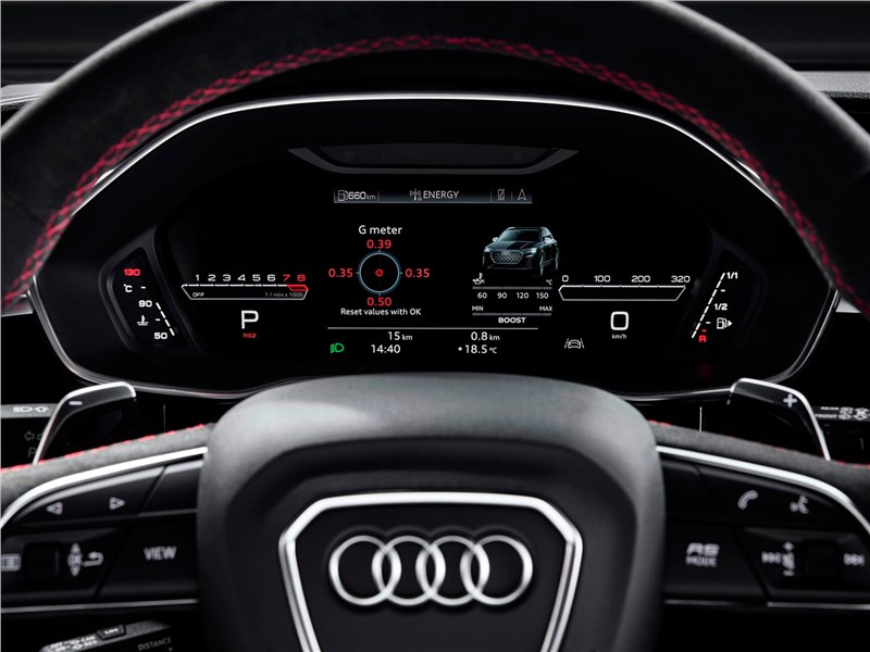 Audi RS Q3 2020 приборная панель