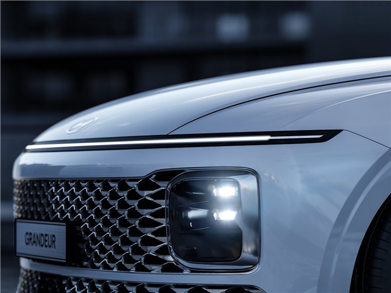 Hyundai Grandeur (2023) передний свет