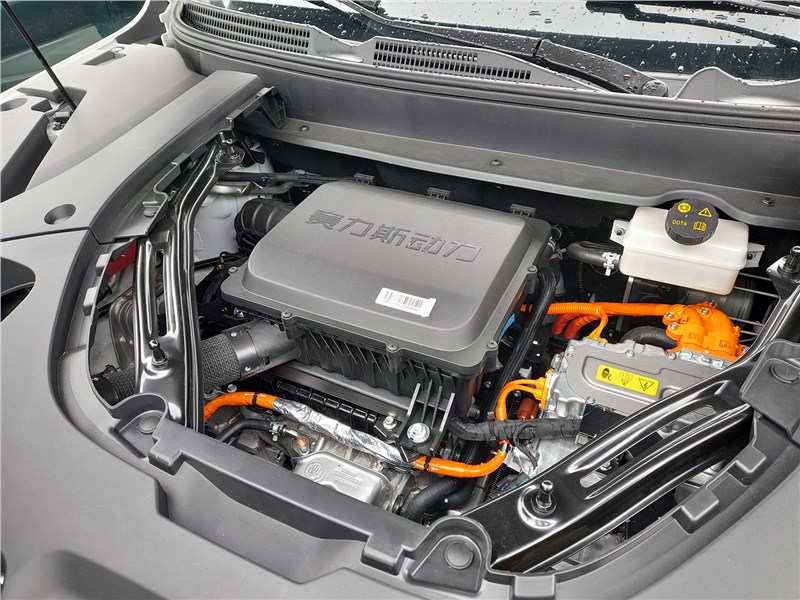 Evolute i-Space 4x4 (2026) моторный отсек