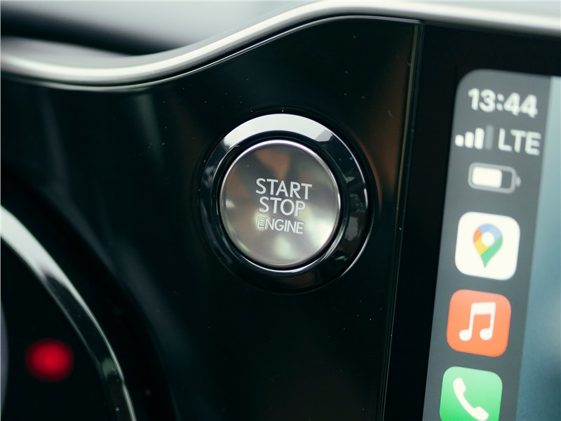 Lexus NX (2022) кнопка "старт-стоп"