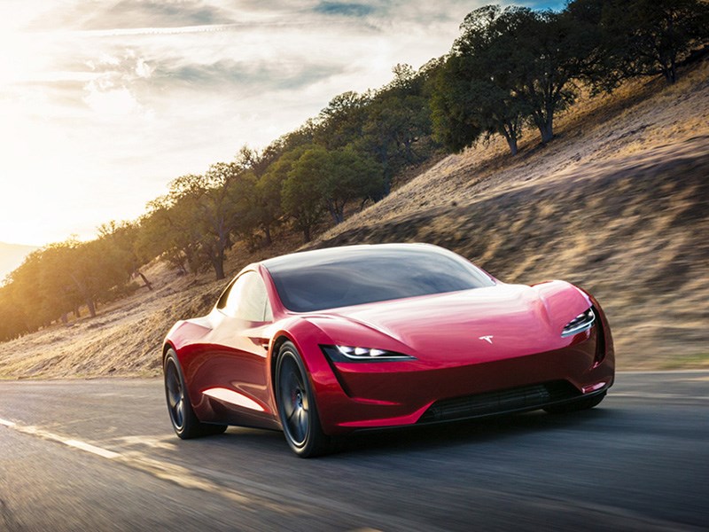 Tesla показала самый динамичный автомобиль в мире