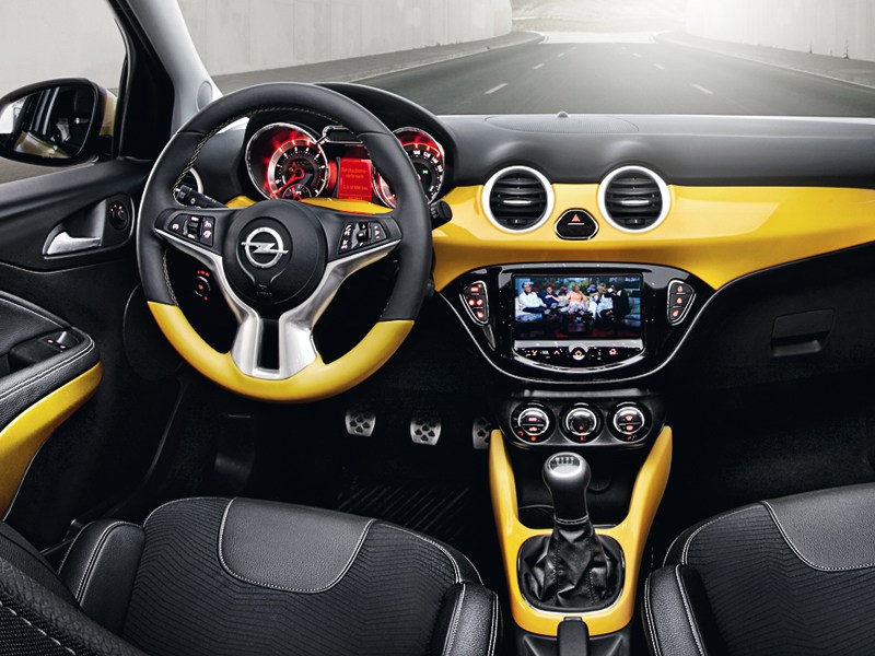Opel Adam 2013 водительское место