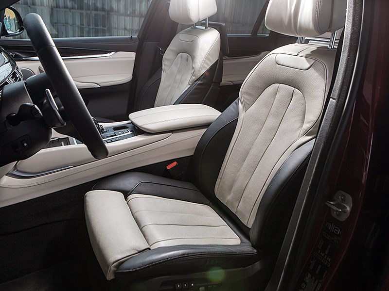 BMW X6 2015 передние кресла