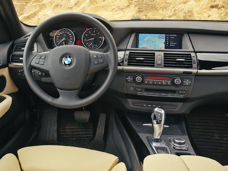 BMW X5 хDrive35i 2011 водительское место