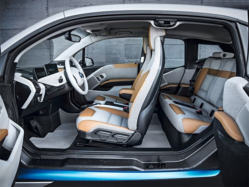 BMW i3 2014 салон