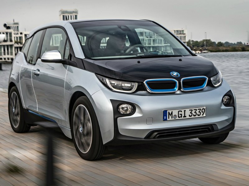 BMW объявила о масштабном отзыве своих «гибридов»