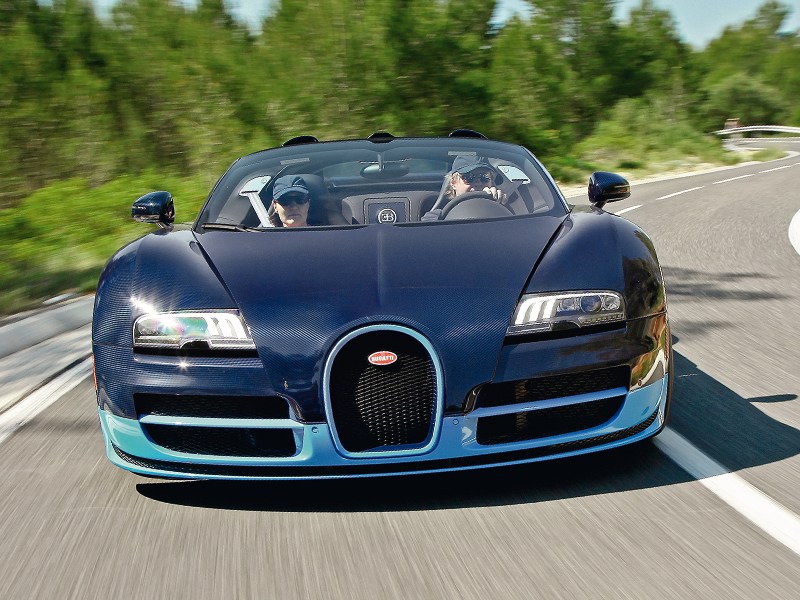 Bugatti Veyron Grand Sport Vitesse 2012 вид спереди