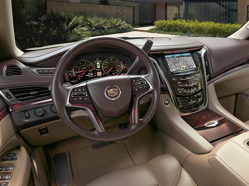 Cadillac Escalade 2015 водительское место