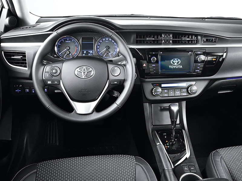 Toyota Corolla 2014 водительское место
