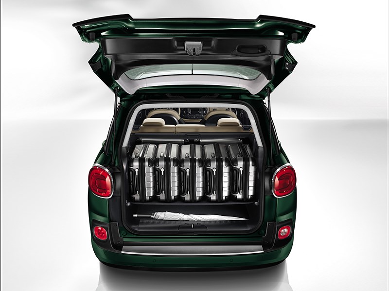 Fiat 500L Living 2014 багажное отделение