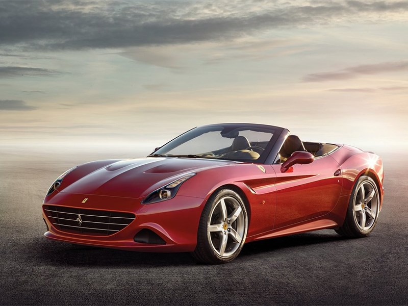 Новый Ferrari California - Ferrari California 2014 вид спереди