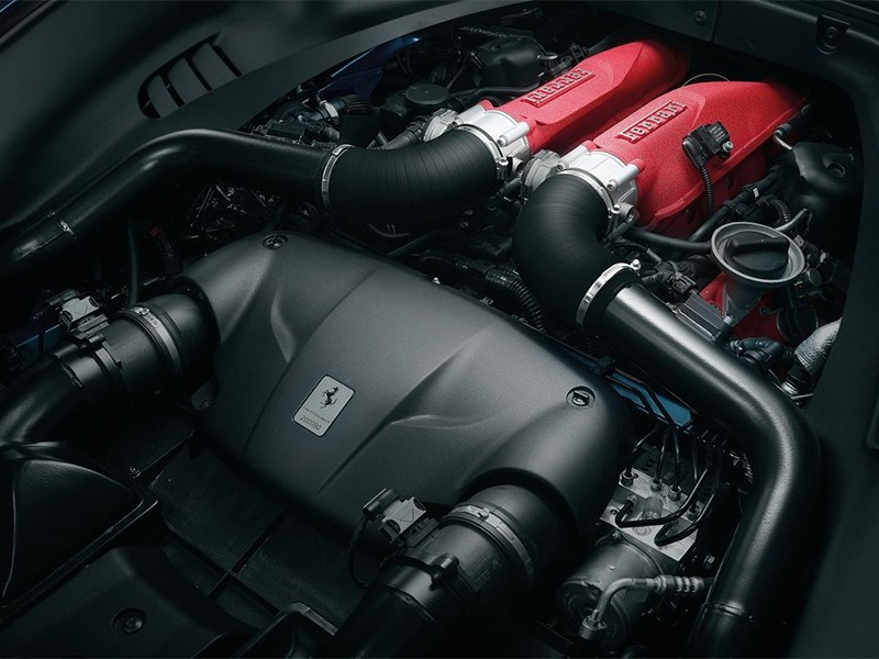 Ferrari California 2014 двигатель