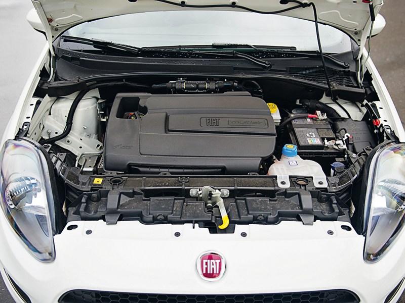 Fiat Punto 2012 двигатель