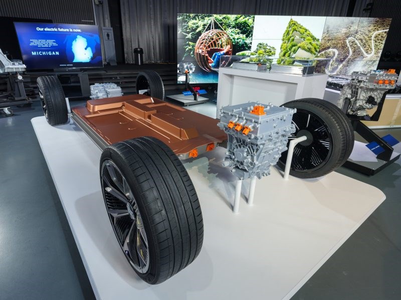 Panasonic построит самый дорогой завод автомобильных аккумуляторов