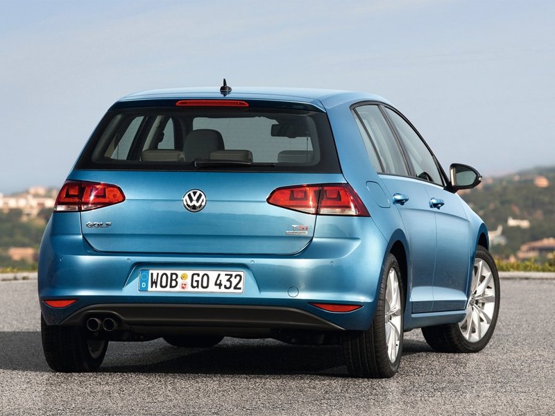 Volkswagen Golf VII 2013 вид сзади