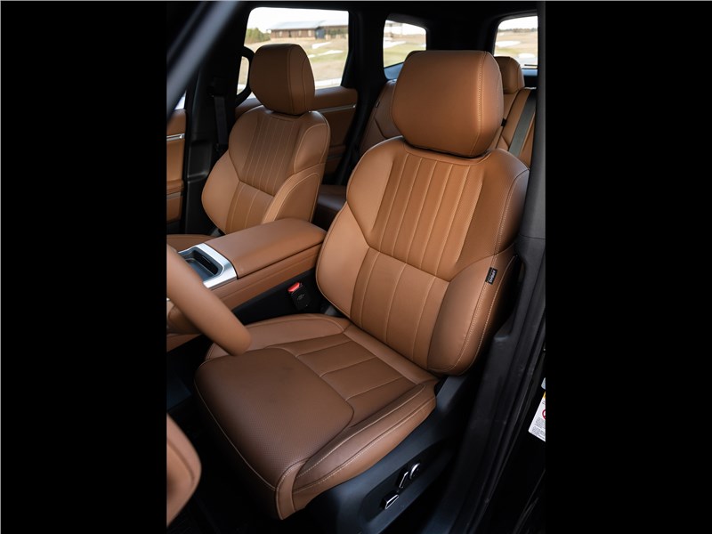 Deepal G318 (2026) передний ряд