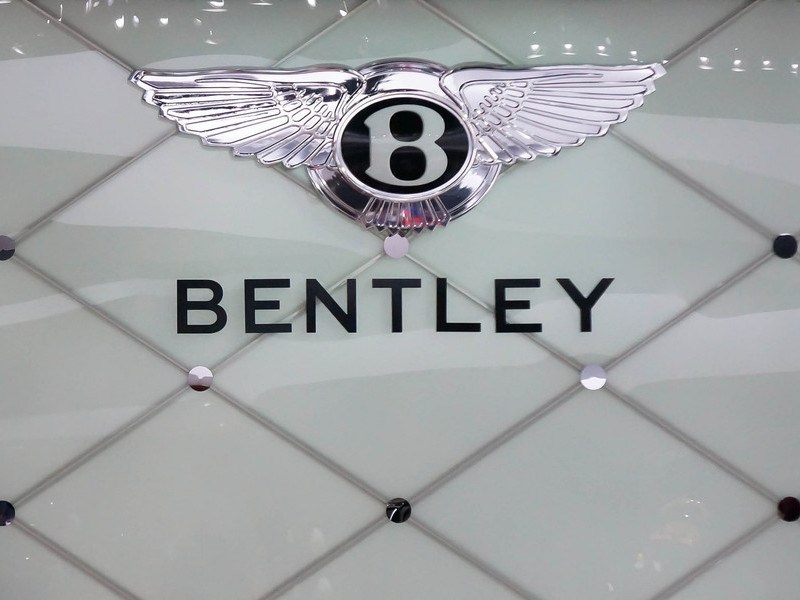 Объем продаж Bentley в прошлом году на российском рынке вырос на 53 процента