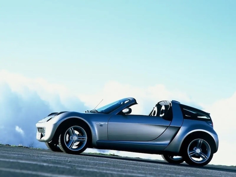 Smart планирует возродить модель Roadster