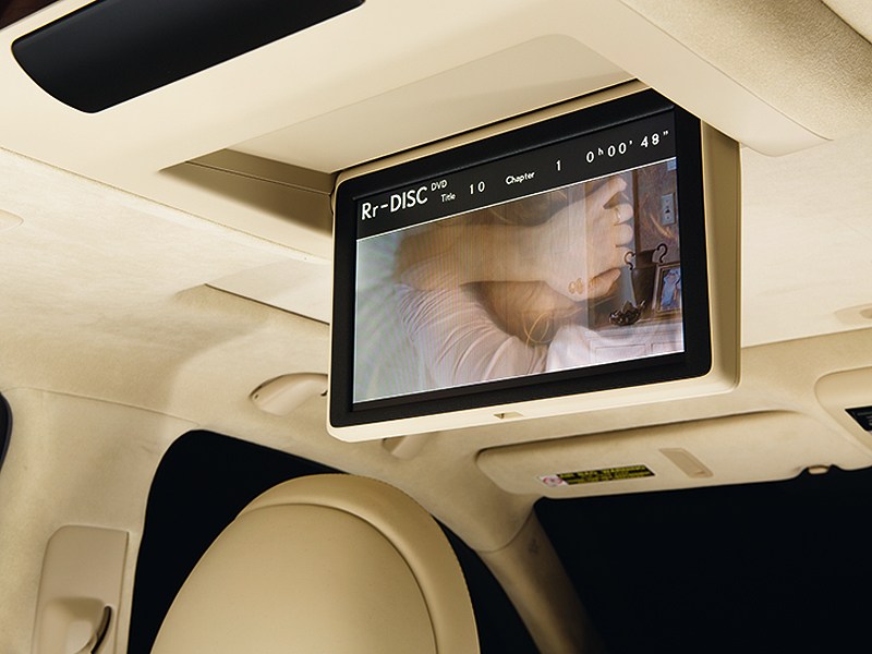Lexus LS 600h L 2012 потолочный экран