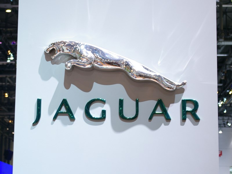 Продажи Jaguar Land Rover в России сократились на 11 процентов
