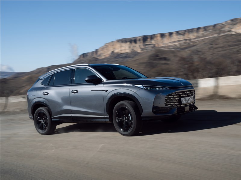 Москвич М70 (2026) вид спереди